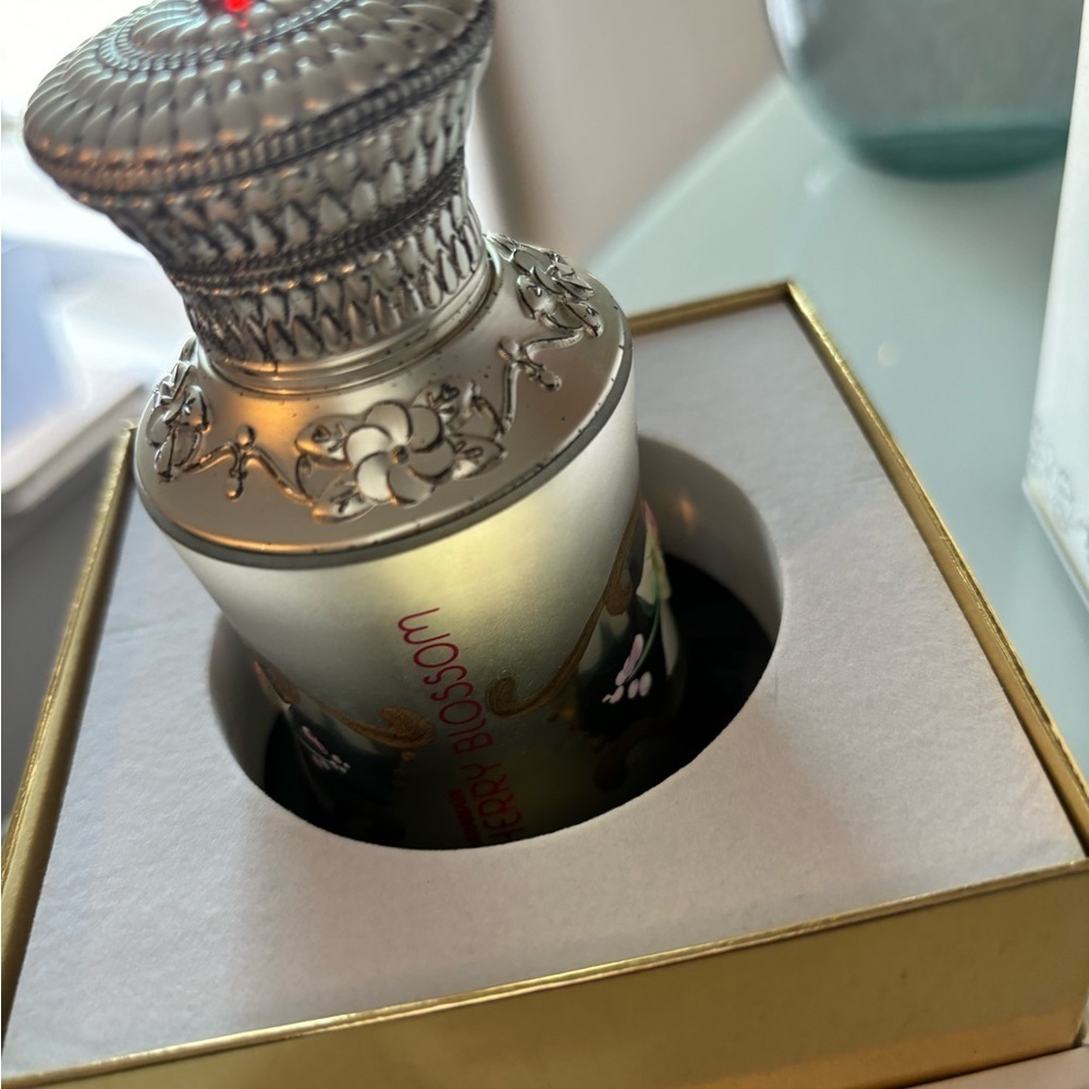 Perfume Oil - Picture 11 of 13